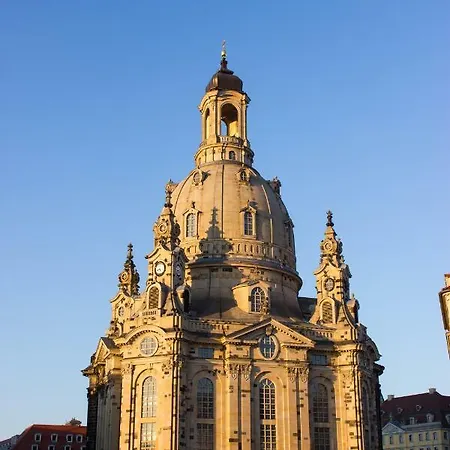 Modernes Mit Blick Auf Frauenkirche + Balkon *
